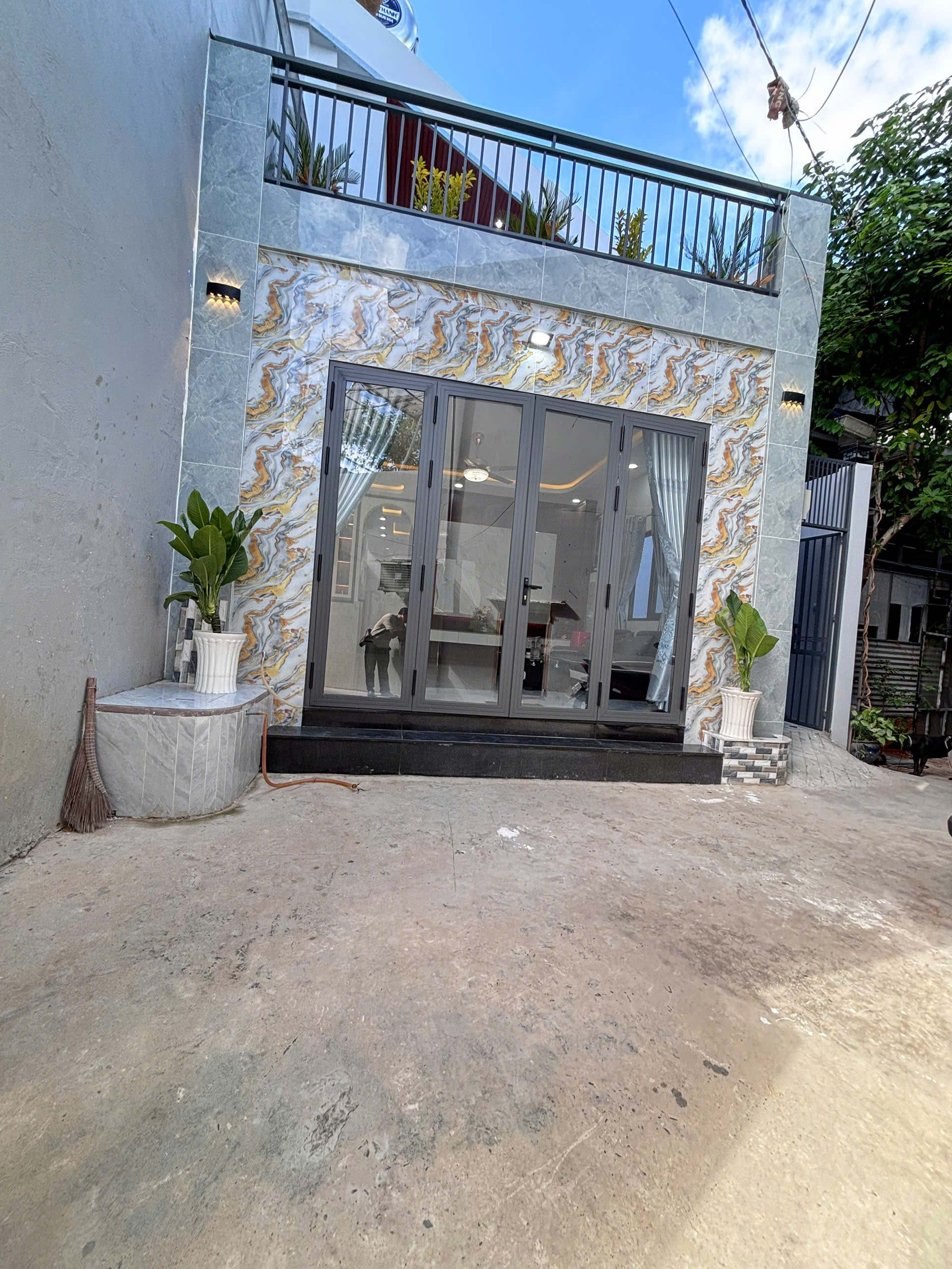 https://infonhadat.com.vn/uploads2019/images/customer/3013376410/images/1787013800228_5072150746941698751_5072150746941698751_32e4de1d3131f364bba2cdcb16d0c4d7.jpg