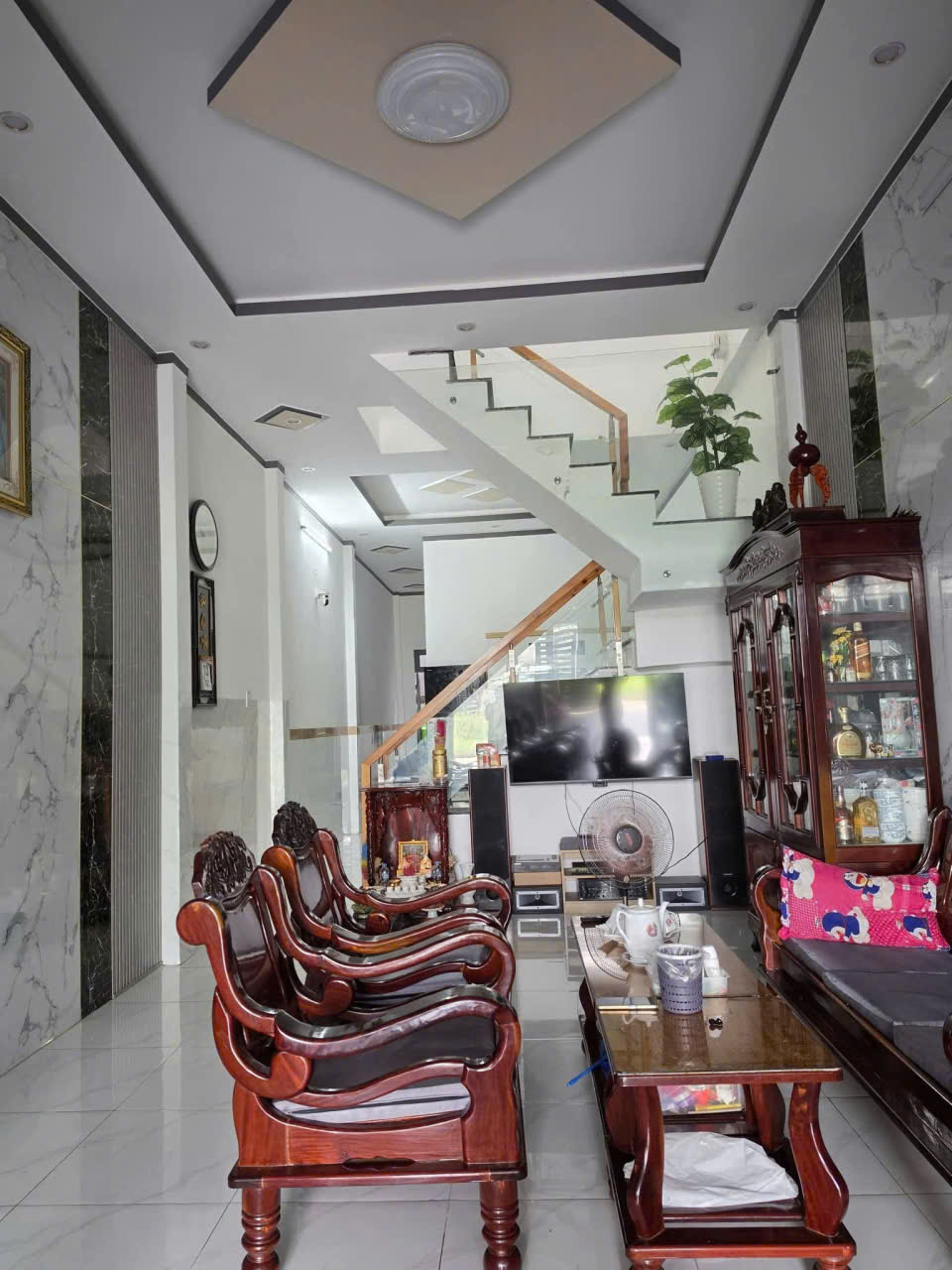https://infonhadat.com.vn/uploads2019/images/customer/3013376410/images/1787409874632_5072150746941698751_5072150746941698751_053704ff9e8494c54e46dfb4fcb98dc6.jpg