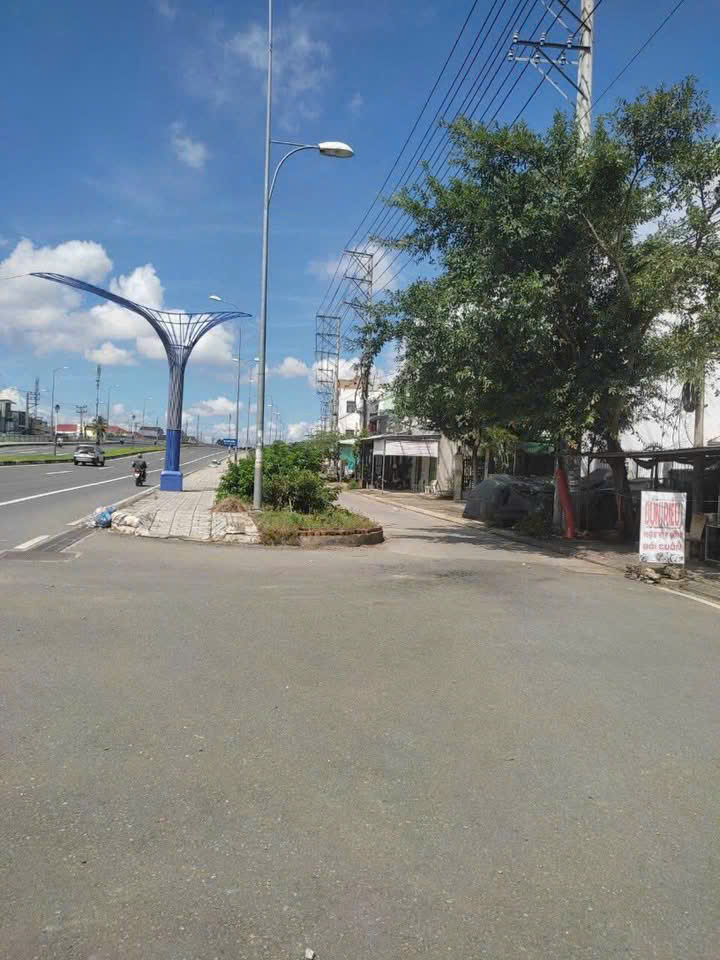 https://infonhadat.com.vn/uploads2019/images/customer/3013376410/images/1791852503101_5116347666407510236_5116347666407510236_3597ac6a5b57d8a08a94f75e3676dde2.jpg